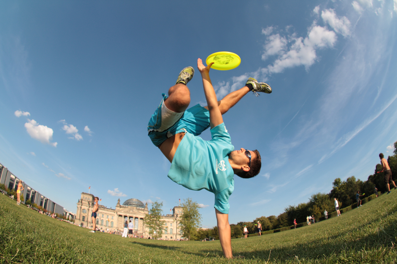 Frisbee_freestyle_claudio_cigna_2009